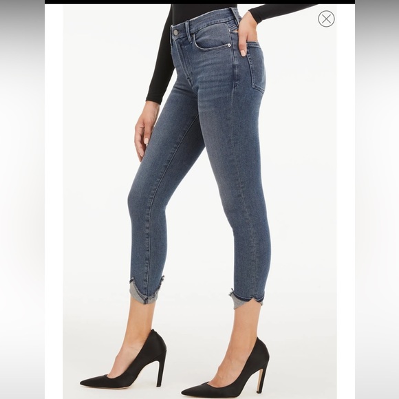 NWT GOOD AMERICAN Good Waist Tacked Hem Organic Cotton Crop Jeans - Tack… - Picture 2 of 8